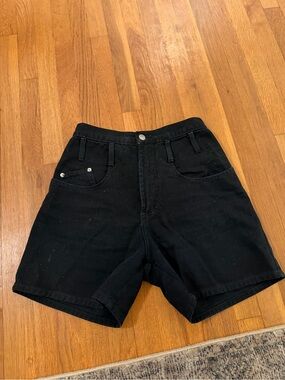 eunina Black womens Jean Shorts vintage wash and fit